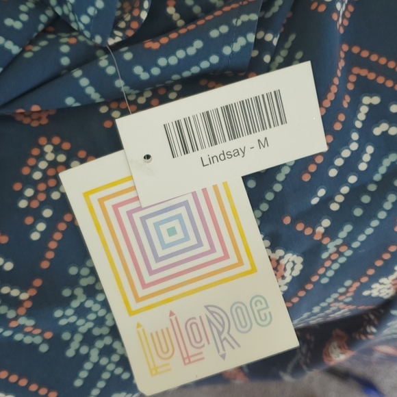 Lularoe - Picture 3 of 4